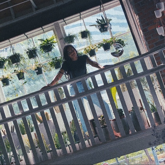 Hello Beautiful People :) - Picture 1 of 1